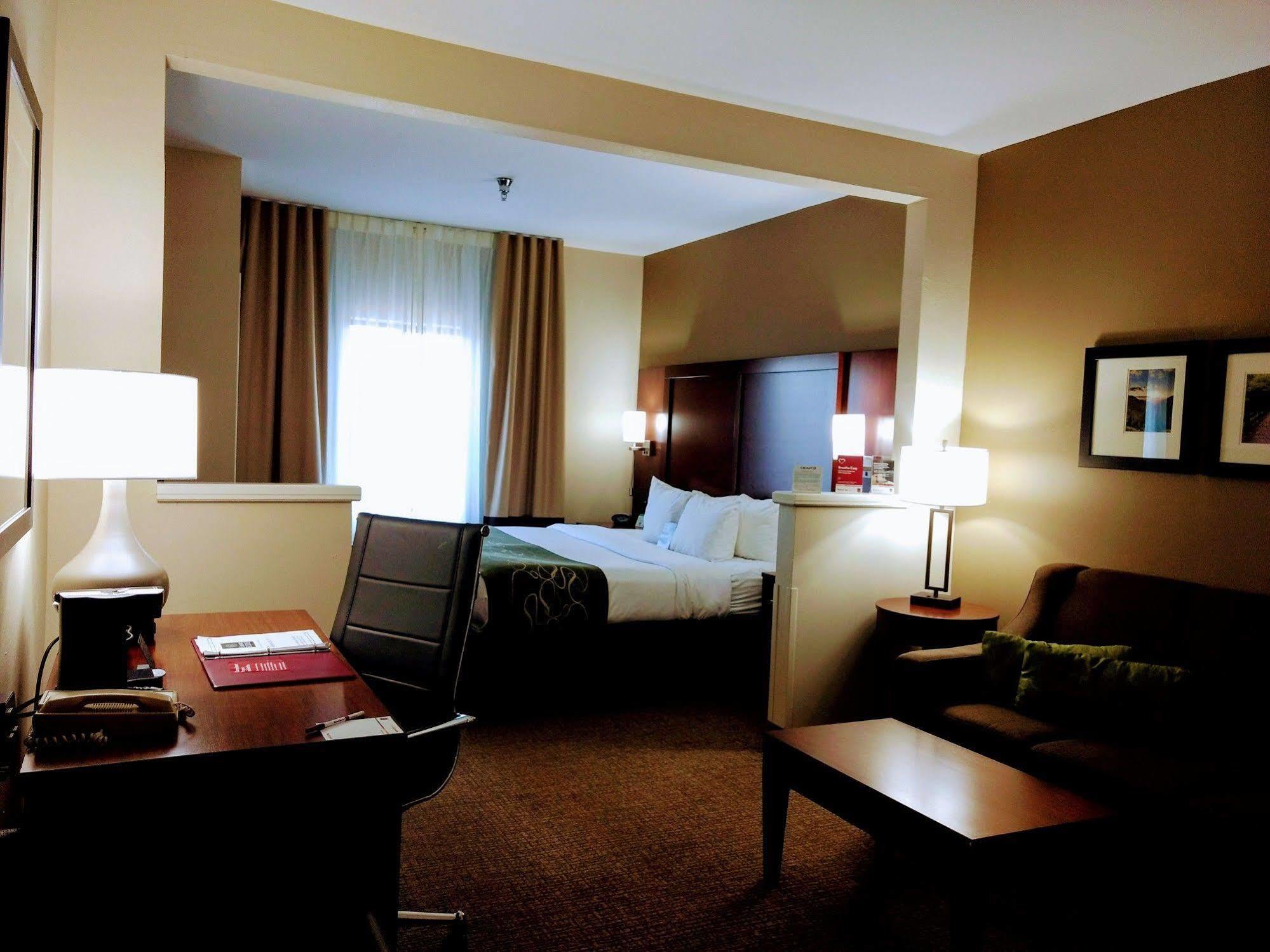 Comfort Suites Johnson City Near University Eksteriør billede
